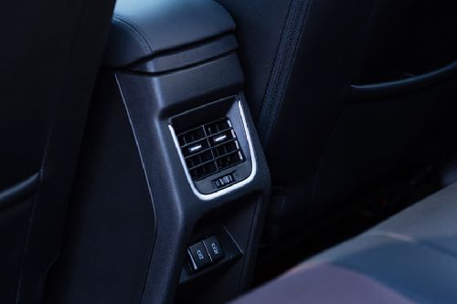 أوربان كروزر  Rear AC Controls