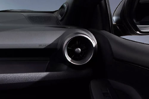 جي آر ياريس Front Side Ac Vents