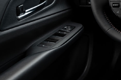 Toyota Prius Drivers Side In Side Door Controls