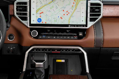 Front AC Controls of تويوتا تندرا
