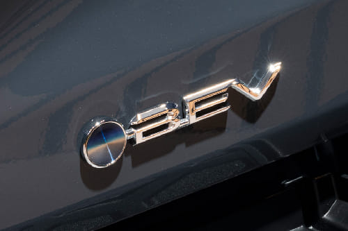 تويوتا هايلوكس بي إي في