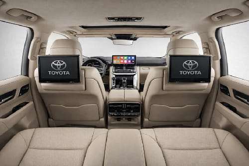 Rear Seat Entertainment of تويوتا لاند كروزر HEV ماكس
