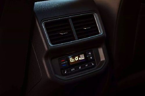 Teramont Rear AC Controls