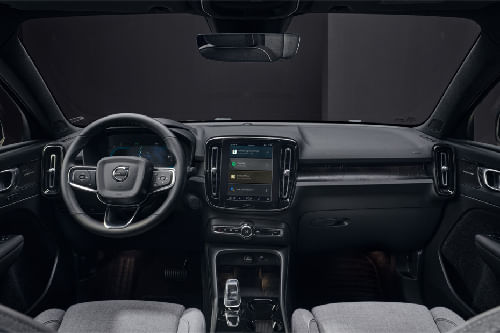 Dashboard View of إي سي 40