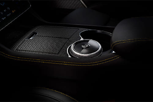 Grecale Front Center Divider