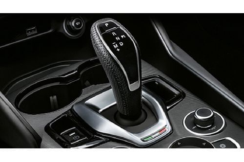 Alfa Romeo Giulia Gear Shifter