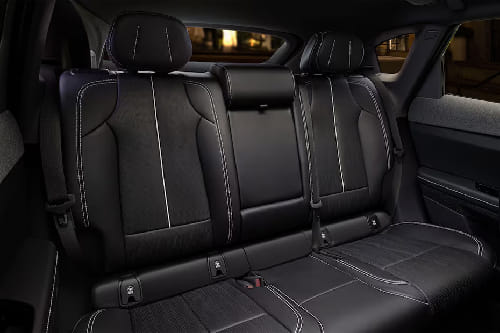 كاديلاك أوبتيك Rear Seats
