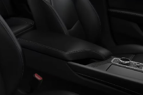 CT5 V Front Center Divider