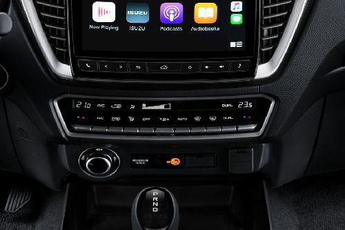 Front AC Controls of إيسوزو دي ماكس