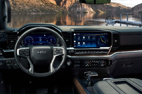 Dashboard View of سيلفرادو إل دي