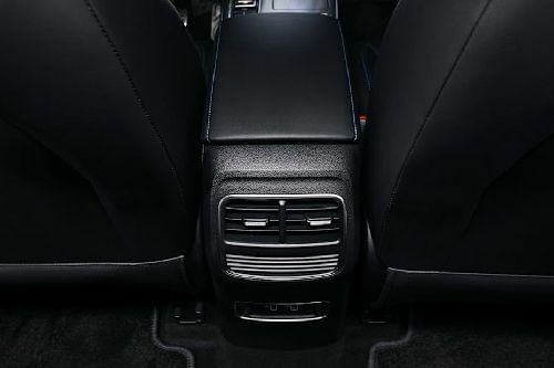 RX5 Rear AC Controls