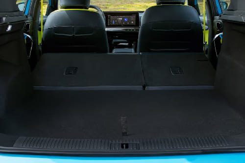 Folding Seats of إم جي One