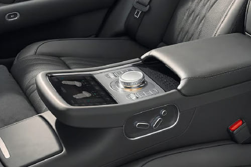 G90 Armrest Rear