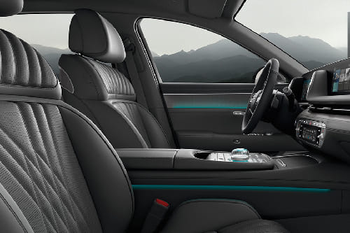 G90 Front Seats
