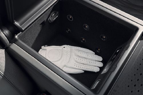 Genesis G90 Glove Box Open