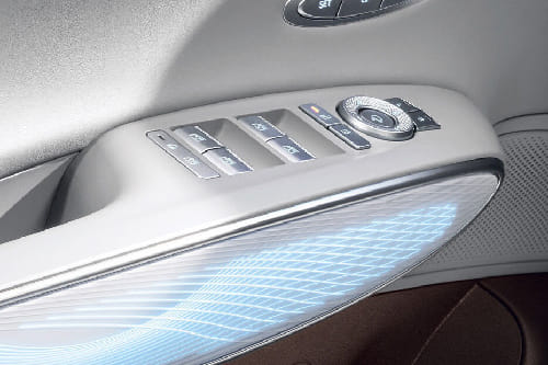 Genesis GV70 Drivers Side In Side Door Controls