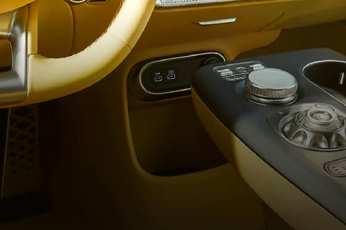 Power Accessories Outlet View of Genesis GV 60