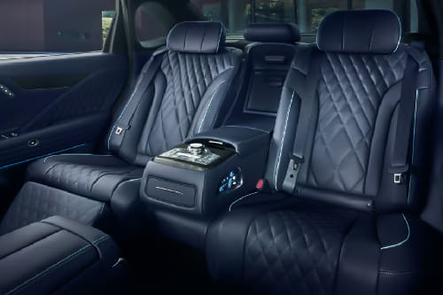 جينيسيس EV G 80 Rear Seats