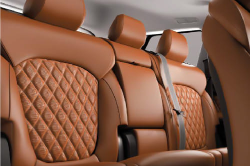 ماكسيوس دي 90 برو Rear Seats