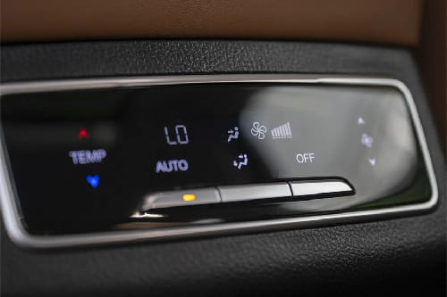 سي اس95 Rear AC Controls