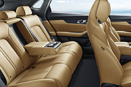 Changan UNI-K Front And Rear Seats Together