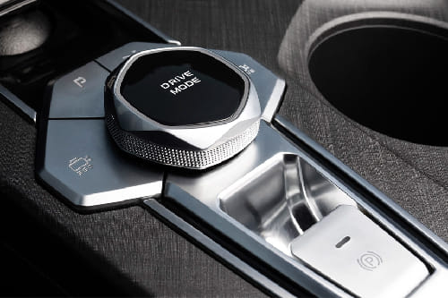 Center Controls of شانجان UNI-V