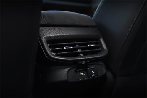 H6 GT Rear AC Controls