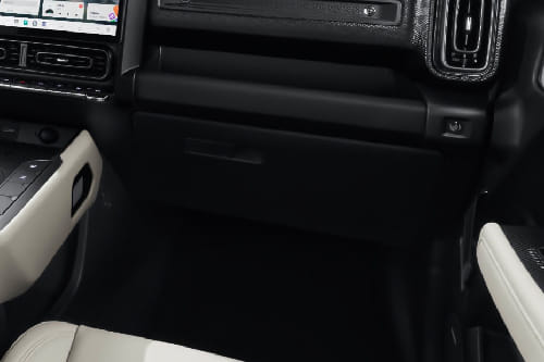 Haval V7 Glove Box