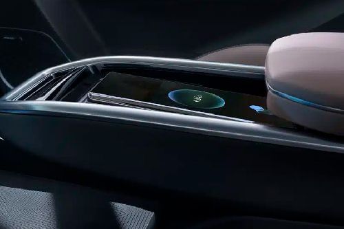 Power Accessories Outlet View of Geely GEOMETRY C