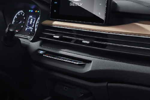 Front AC Controls of Geely GX3Pro