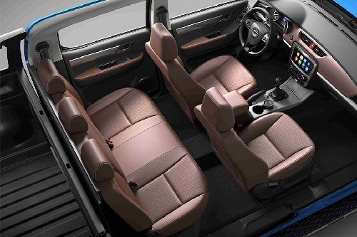 جاك T8 Front And Rear Seats Together