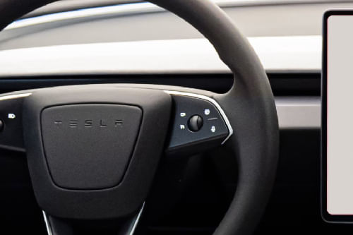 تيسلا موديل 3 Multi Function Steering