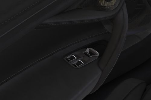 McLaren 750S Drivers Side In Side Door Controls